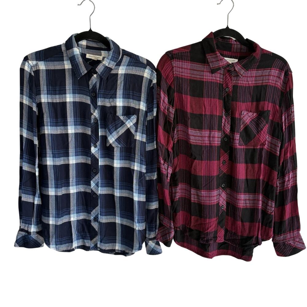 Set of 2 Beach Lunch Lounge Plaid Flannel Button Up Shirt Size Small Soft Rayon*